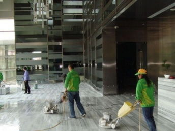 深圳專業裝修清潔服務 木地板打蠟修復、瓷磚美縫與全方位保潔指南